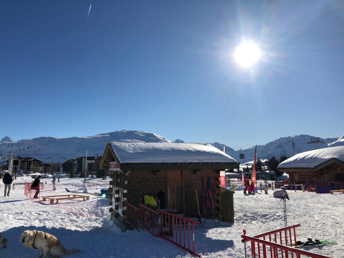La Maison De La Montagne Le Bourg-dʼOisans Exterior foto
